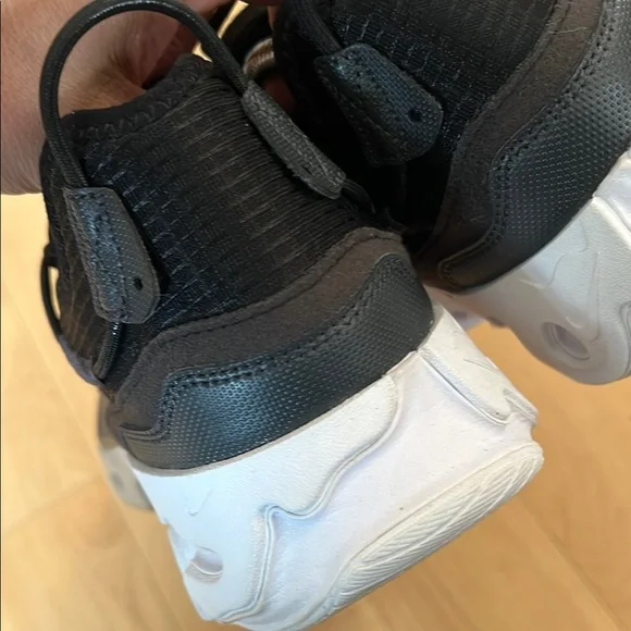 NIKE Men's React Live Running Shoe - Picture 9 of 16